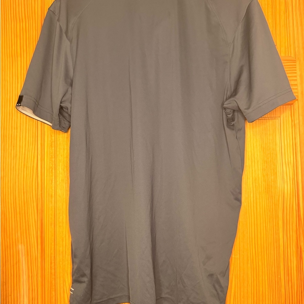 Oakley Men’s Performance Polo Shirt XL Tailored Fit Golf Athletic Gray - Picture 4 of 5